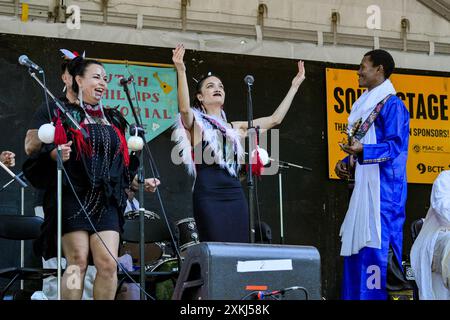 Māmā Mihirangi & The Māreikura, Māori culture, Vancouver Folk Music Festival, Vancouver, British Columbia, Canada Foto Stock