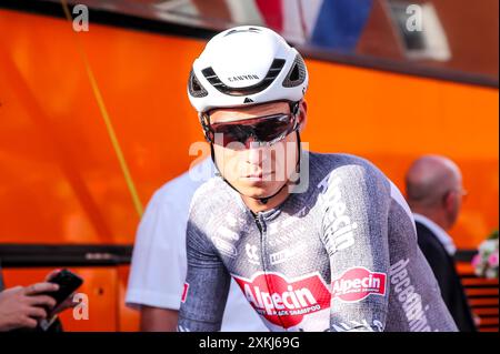 Surhuisterveen, Paesi Bassi. 23 luglio 2024. SURHUISTERVEEN, PAESI BASSI - 23 LUGLIO: Jasper Philipsen di Alpecin-Deceuninck durante la partita Profronde Surhuisterveen 2024 tra e a il 23 luglio 2024 a Surhuisterveen, Paesi Bassi. (Foto di Pieter van der Woude/Orange Pictures) credito: Orange Pics BV/Alamy Live News Foto Stock