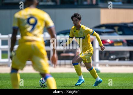 19 luglio 2024: Daichi Kamada del Crystal Palace durante l'amichevole pre-stagione tra il Crystal Palace e il Charlton Athletic alla Crystal Palace academy Foto Stock