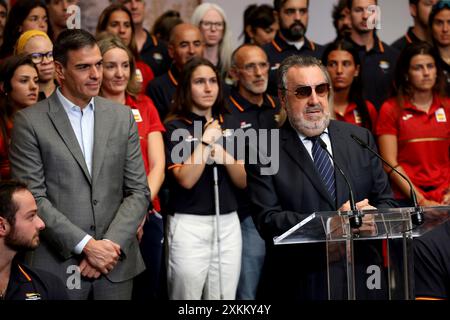 Madrid, spagnolo. 23 luglio 2024. Madrid Spagna; 07.23.2024.- Miguel Carballeda, presidente del Comitato Paralimpico spagnolo. Pedro Sanchez, presidente della Spagna, riceve atleti che rappresenteranno il paese ai Giochi Olimpici e Paralimpici di Parigi a la Moncloa, sede del governo. Crediti: Juan Carlos Rojas/dpa/Alamy Live News Foto Stock