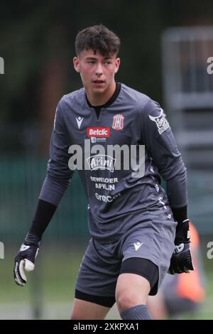 Cracovia, Polonia. 20 luglio 2024. Jakub Tetyk di Resovia Rzeszow visto in azione durante la partita di calcio polacca Betclic 2 League 2024/2025 tra Wieczysta Krakow e Resovia Rzeszow allo stadio Wieczysta. Punteggio finale; Wieczysta Krakow 0:1 Resovia Rzeszow. (Foto di Grzegorz Wajda/SOPA Images/Sipa USA) credito: SIPA USA/Alamy Live News Foto Stock