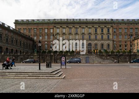 Il Palazzo reale si trova nella parte settentrionale di Gamla stan a Stoccolma dalla metà del XIII secolo residenza ufficiale del re e della regina di Svezia a fron Foto Stock