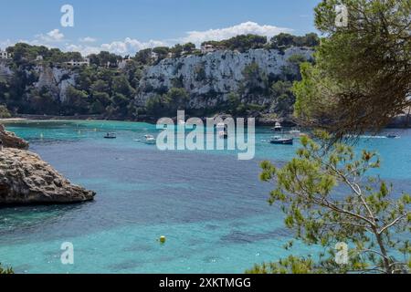 Vista estiva sulla costa spagnola Foto Stock