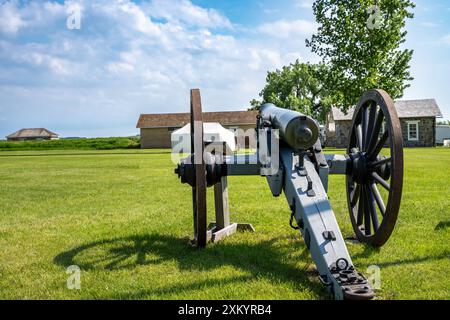 Cannone d'artiglieria carico di muso degli anni '1800 al Fort Sisseton Historic State Park nel South Dakota Foto Stock