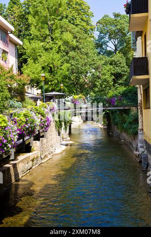 Paesaggio urbano della città vecchia di Annecy, Francia. Foto Stock