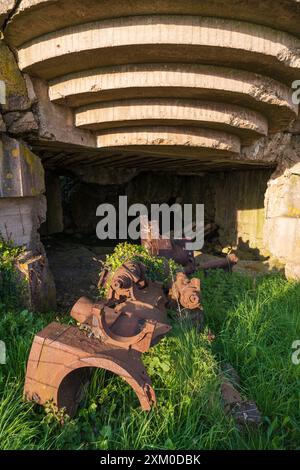 La batteria Longues-sur-Mer, artiglieria della seconda guerra mondiale in Francia Foto Stock