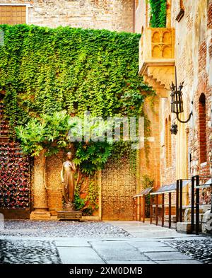 Cortile della Casa di Giulietta, Verona, Italia Foto Stock