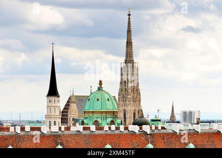 Wien von Oben, Stephansdom Foto Stock