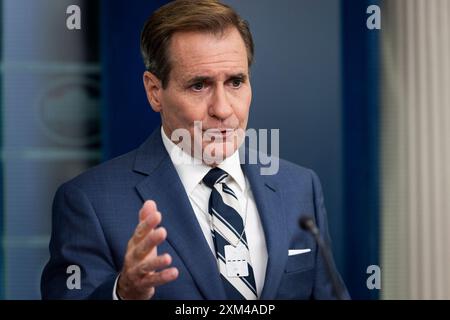 Washington, Stati Uniti. 25 luglio 2024. John Kirby, consigliere per le comunicazioni di sicurezza nazionale, parla durante il Daily Press Briefing alla Casa Bianca il 25 luglio 2024 a Washington, DC. Foto di Samuel Corum/UPI Credit: UPI/Alamy Live News Foto Stock