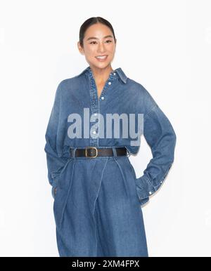 Seoul, Corea del Sud. 25 luglio 2024. L'attrice americana Greta Lee partecipa a una chiamata fotografica per l'evento Loewe a Seoul, Corea del Sud, il 25 luglio 2024. (Foto di: Lee Young-ho/Sipa USA) credito: SIPA USA/Alamy Live News Foto Stock