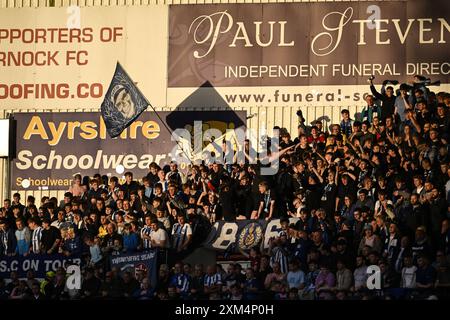 Kilmarnock, Regno Unito. 25 luglio 2024. I tifosi del Kilmarnock sono stati fotografati durante una partita di calcio tra lo Scottish Kilmarnock F.C. e il belga Cercle Brugge a Kilmarnock, in Scozia, giovedì 25 luglio 2024, la prima tappa del secondo turno di qualificazione per la competizione UEFA Europa League. BELGA PHOTO TOM GOYVAERTS credito: Belga News Agency/Alamy Live News Foto Stock