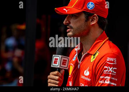 Stavelot, Belgio, 25 luglio 2024, Carlos Sainz, spagnolo gareggia per la Ferrari. L'allestimento, il 14° round del campionato di Formula 1 del 2024. Crediti: Michael Potts/Alamy Live News Foto Stock