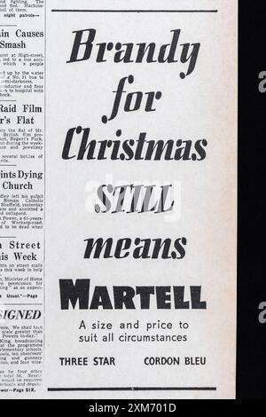 Pubblicità per il brandy Martelll sulla prima pagina del Daily mail (replica), 18 dicembre 1939. Foto Stock