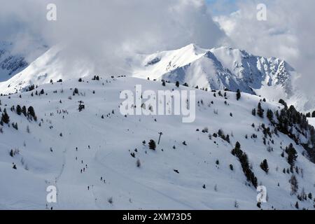 Comprensorio sciistico Hochzeiger, Pitztal, inverno in Tirolo, Austria Foto Stock