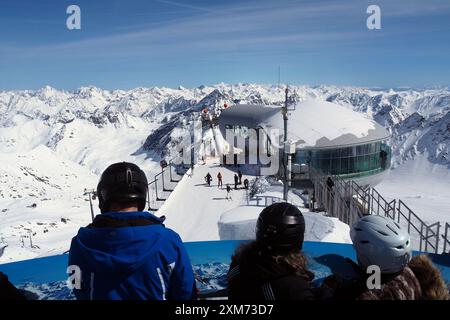 Sulla cima dei 3440 m, il ghiacciaio Pitztal, il Pitztal, inverno in Tirolo, Austria Foto Stock