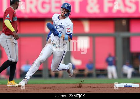 24 luglio 2024: L'interbase dei Kansas City Royals Bobby Witt Jr. (7) durante una partita contro gli Arizona Diamondbacks al Kauffman Stadium di Kansas City, Missouri. David Smith/CSM Foto Stock