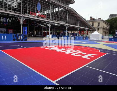 Illustrazione Club France durante i Giochi Olimpici di Parigi 2024 il 26 luglio 2024 a la Villette a Parigi, Francia Foto Stock