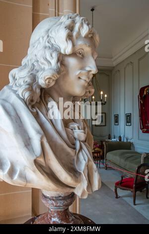 Busto e anticamera a Château de Belœil, castello barocco a Beloeil e residenza dei principi di Ligne, provincia di Hainaut, Vallonia, Belgio Foto Stock