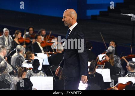 Parigi, Francia. 26 luglio 2024. Zinadine Zidane, cerimonia di apertura durante i Giochi Olimpici di Parigi 2024 il 26 luglio 2024 a Parigi, Francia - foto Federico Pestellini/Panoramic/DPPI Media Credit: DPPI Media/Alamy Live News Foto Stock