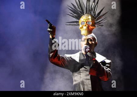 Londra, Regno Unito. Venerdì 26 luglio 2024. Grace Jones si esibisce al South Facing Festival che si tiene al Crystal Palace Bowl. Crediti: Katie Collins/EMPICS/Alamy Live News Foto Stock