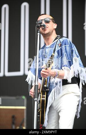26 luglio 2024, Sheffield, South Yorkshire, U. K: Miles Kane Performing al Tramlines Festival 2024 , Sheffield, Regno Unito (Credit Image: © Robin Burns/ZUMA Press Wire) SOLO USO EDITORIALE! Non per USO commerciale! Foto Stock