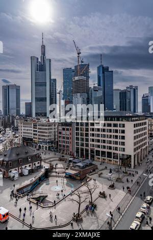 Skyline di Francoforte sul meno, a Hauptwache, Assia, Germania Foto Stock