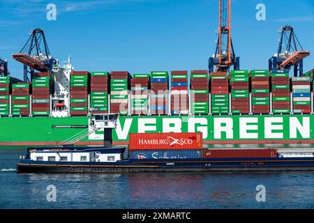 Europoort, Porto di Rotterdam, Evergreen Reederei nave portacontainer Ever Ace, attualmente il terzo più grande cargo di container al mondo, con fino a. Foto Stock