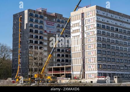 Cantiere del Community Campus, 737 appartamenti per studenti, ciascuno di 20 metri quadrati, completamente arredati, in costruzione modulare, utilizzando Foto Stock