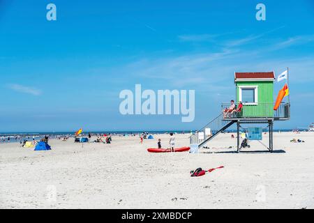 Isola del Mare del Nord di Langeoog, inizio estate, poco dopo il primo allentamento del blocco nella crisi Corona, ancora pochi turisti sulla Foto Stock