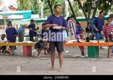 6 novembre 2011, Giacarta, Indonesia, Sud Est Asiatico, Una fetta di vita all'Orfanotrofio Belaian Kasih per bambini e orfani disabili. Foto Stock