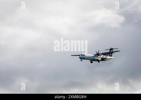 Air New Zealand Aerospatiale ATR-72-212A-600-212A-600Aircraft ZK-MVD in avvicinamento all'aeroporto di Wellington, North Island, nuova Zelanda Foto Stock