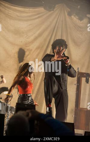 WOMAD Festival, Regno Unito, 26 luglio 2024. Young Fathers si esibiscono dal vivo al Charlton Park di Malmesbury, Wiltshire. Crediti: Francesca Moore/Alamy Live News Foto Stock