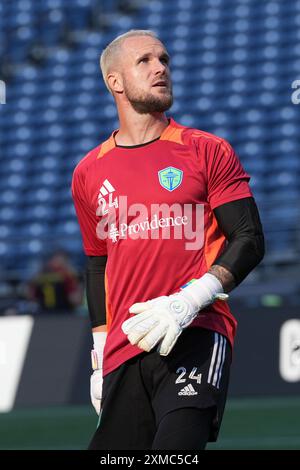 Seattle, Stati Uniti. 26 luglio 2024. Il portiere dei Seattle Sounders Stefan Frei (24) si scalda prima di una partita di Leagues Cup contro il Minnesota United al Lumen Field di Seattle, Washington, il 26 luglio 2024. (Credito fotografico Nate Koppelman/Sipa USA) credito: SIPA USA/Alamy Live News Foto Stock