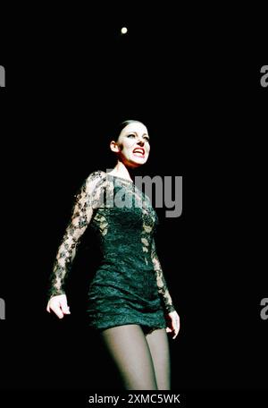 Ruthie Henshall (Roxie Hart) a CHICAGO all'Adelphi Theatre, Londra WC2 18/11/1997 musica: John Kander testi: Fred Ebb libro: Fred Ebb & Bob fosse design: John Lee Beatty coreografia: Ann Reinking dopo fosse regista: Walter Bobbie Foto Stock