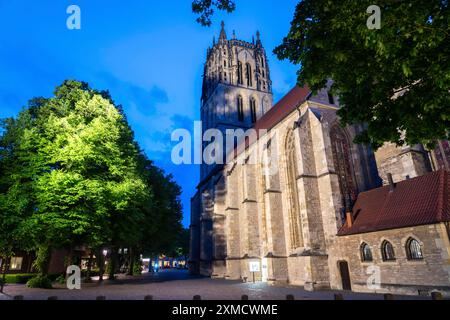 Centro storico, Liebfrauen-Ueberwasserkirche, a Muenster, Renania settentrionale-Vestfalia, Germania Foto Stock