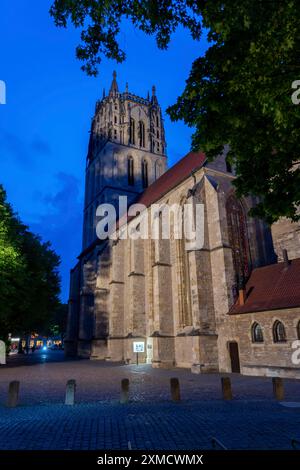 Centro storico, Liebfrauen-Ueberwasserkirche, a Muenster, Renania settentrionale-Vestfalia, Germania Foto Stock