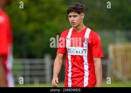 Swansea, Galles. 27 luglio 2024. Preston Knight of Leyton Orient durante l'amichevole tra Swansea City e Leyton Orient al Fairwood Training Ground di Swansea, Galles, Regno Unito, il 27 luglio 2024. Crediti: Duncan Thomas/Majestic Media/Alamy Live News. Foto Stock