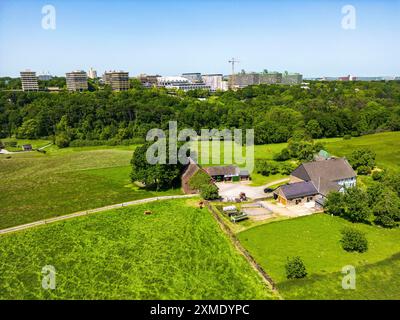 Vista sul Lottental, a sud di Bochum, sulla Ruhr University Bochum, fattoria, Renania settentrionale-Vestfalia, Germania Foto Stock