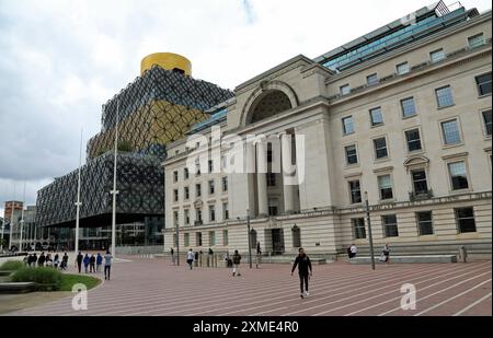 La Biblioteca e Baskerville House a Centenary Square a Birmingham Foto Stock