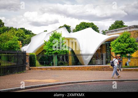 The Serpentine Gallery, Londra, Inghilterra, Regno Unito Foto Stock