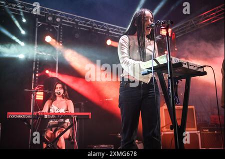 27 luglio 2024, Sheffield, South Yorkshire, U. K: Esibizione al Tramlines Festival 2024 , Sheffield, UK (Credit Image: © Robin Burns/ZUMA Press Wire) SOLO USO EDITORIALE! Non per USO commerciale! Foto Stock