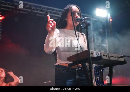 27 luglio 2024, Sheffield, South Yorkshire, U. K: Esibizione al Tramlines Festival 2024 , Sheffield, UK (Credit Image: © Robin Burns/ZUMA Press Wire) SOLO USO EDITORIALE! Non per USO commerciale! Foto Stock