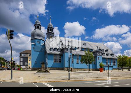 Marktkirche zum Heiligen Geist die evangelisch-lutherische Marktkirche zum Heiligen Geist ist die historische Hauptkirche im Ortsteil Clausthal der Bergstadt Clausthal-Zellerfeld. SIE ist die größte Holzkirche Deutschlands und gehört durch ihre Architektur und Ausstattung zu den bedeutendsten Baudenkmälern des norddeutschen Barocks. Clausthal-Zellerfeld Niedersachsen Deutschland *** Marktkirche zum Heiligen Geist la Marktkirche zum Heiligen Geist evangelica luterana è la chiesa principale storica nel distretto di Clausthal della città mineraria di Clausthal Zellerfeld e' il più grande churc in legno Foto Stock