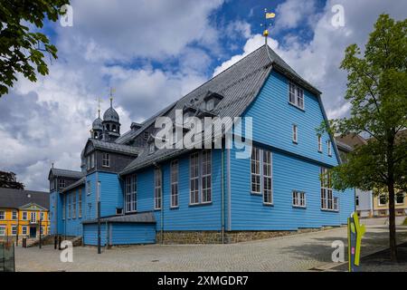 Marktkirche zum Heiligen Geist die evangelisch-lutherische Marktkirche zum Heiligen Geist ist die historische Hauptkirche im Ortsteil Clausthal der Bergstadt Clausthal-Zellerfeld. SIE ist die größte Holzkirche Deutschlands und gehört durch ihre Architektur und Ausstattung zu den bedeutendsten Baudenkmälern des norddeutschen Barocks. Clausthal-Zellerfeld Niedersachsen Deutschland *** Marktkirche zum Heiligen Geist la Marktkirche zum Heiligen Geist evangelica luterana è la chiesa principale storica nel distretto di Clausthal della città mineraria di Clausthal Zellerfeld e' il più grande churc in legno Foto Stock