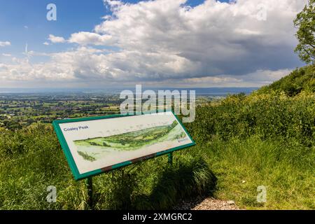 Vista panoramica della Severn Valley dal picco Coaley, Gloucestershire, England, Regno Unito Foto Stock