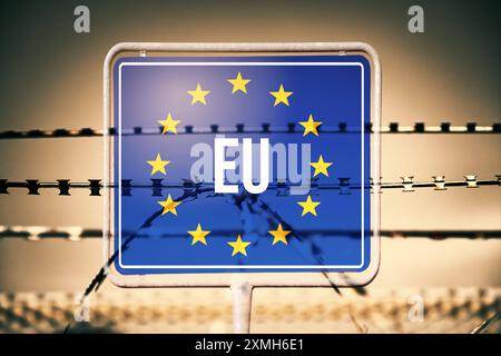 FOTOMONTAGE, EU-Schild und Stacheldraht, Symbolfoto EU-Außengrenzen **** FOTOMONTAGE, scudo UE e filo spinato, foto simbolica frontiere esterne UE Foto Stock