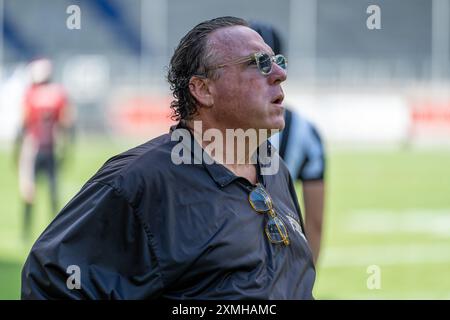 Jim Tomsula (Rhein Fire, capo allenatore), GER Rhein Fire vs. Paris Musketeers, calcio, European League of Football, Spieltag 10, Saison 2024, 28.07.2024 foto: Eibner-Pressefoto/Fabian Friese Foto Stock