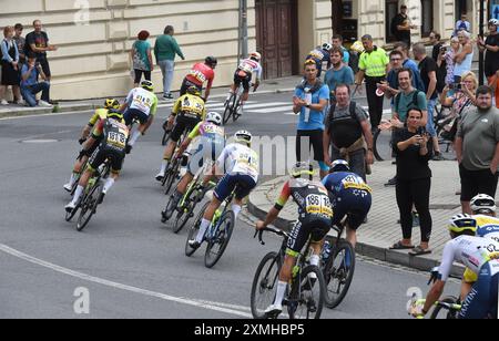 Sternberk, Repubblica Ceca. 28 luglio 2024. Arrivo della quarta tappa della gara ciclistica del Tour ceco da Sumperk a Sternberk il 28 luglio 2024, Sternberk, Repubblica Ceca. Crediti: Ludek Perina/CTK Photo/Alamy Live News Foto Stock