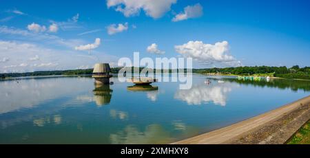 Panorama sull'acqua del Bewl Foto Stock