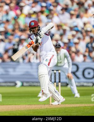 Il capitano delle West Indies Kraigg Brathwaite batte il primo giorno del terzo Rothesay test match tra Inghilterra e Indie occidentali. Foto Stock